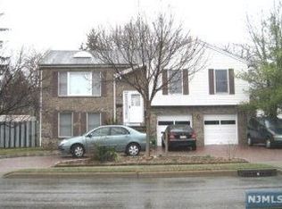 387 Forest Ave, Paramus, NJ 07652