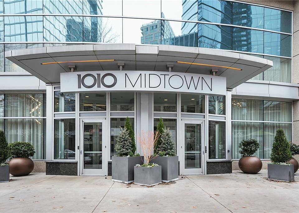 1st image of 1080 Peachtree St NE #702