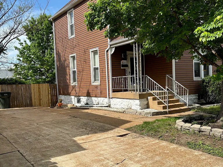 6205 Famous Ave — Photo 4