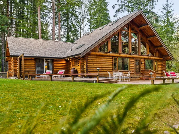 89935 Greenwood Dr, Leaburg, OR 97489