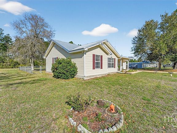 2nd image of 1186 Post Road