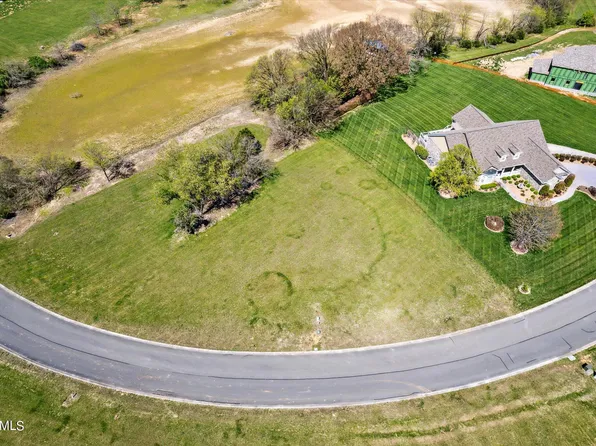 1405 Legacy Bay Dr, Mooresburg, TN 37811