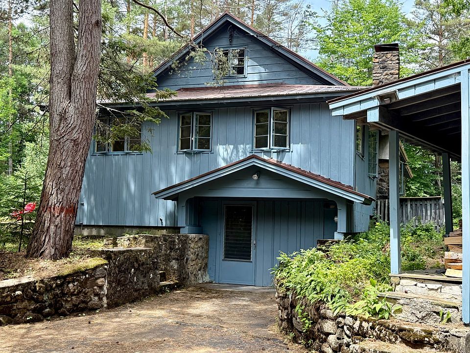 1st image of 193 Old Piseco Rd