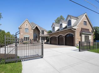 2611 E Lakeshore Dr, Twin Lakes, WI 53181