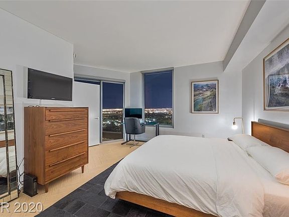 5th image of 322 Karen Ave Unit 1906