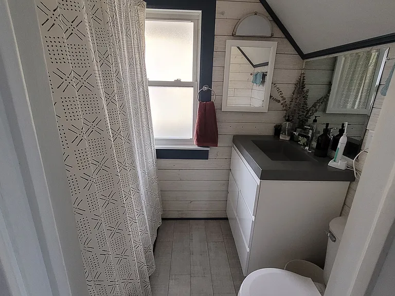 5909 33rd Ave #UPPER — Photo 3
