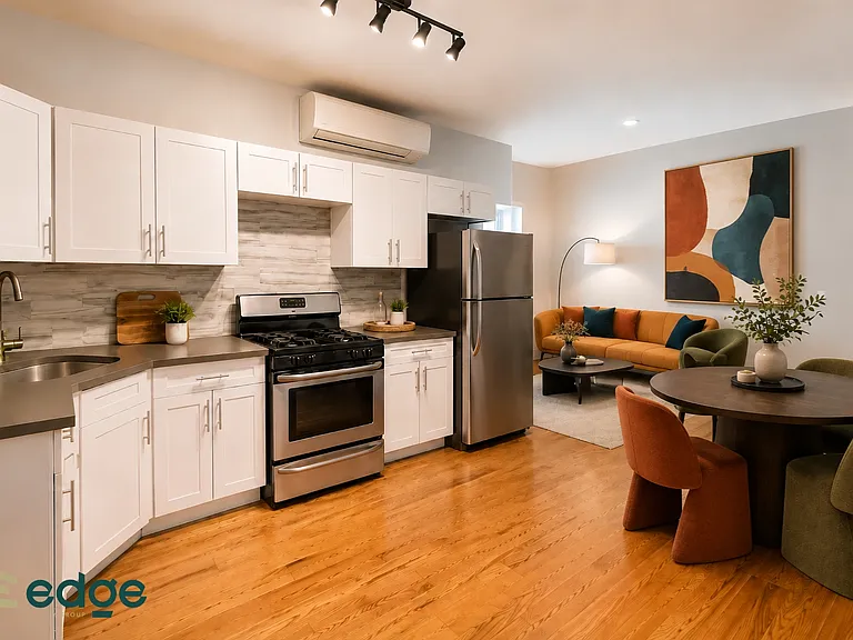 1425 Broadway #2C — Photo 1