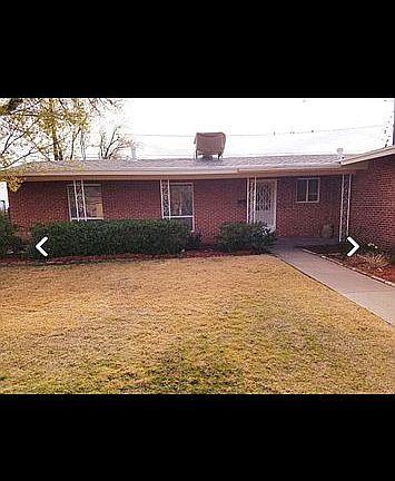 2nd image of 5843 Beaumont Pl