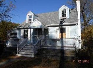 2052 W Galbraith Rd, Cincinnati, OH 45239