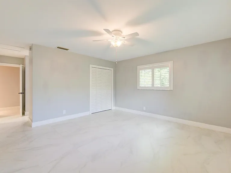 2603 NE 35th St — Photo 28