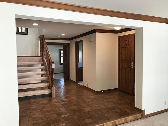 5th image of 4563 Tam Oshanter Dr