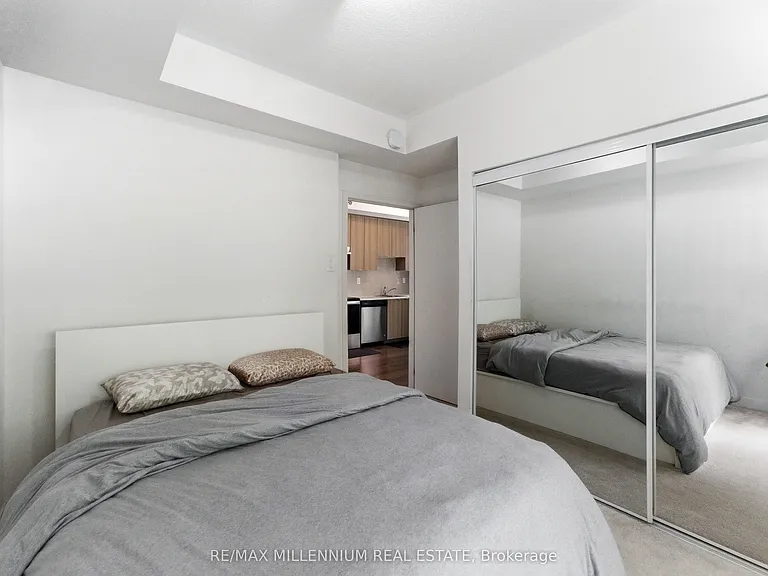 60 Orchid Place Dr #1 — Photo 10