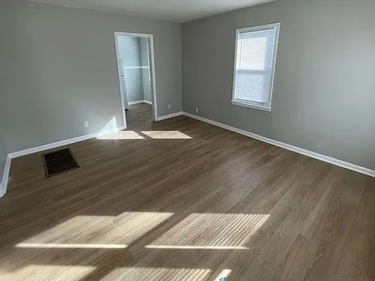 810 S Crestway St — Photo 1
