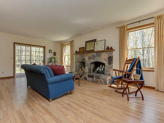 3rd image of 2161 Thornapple River Dr SE