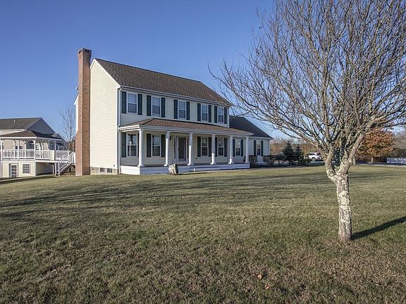 2nd image of 741 Council Oak Way