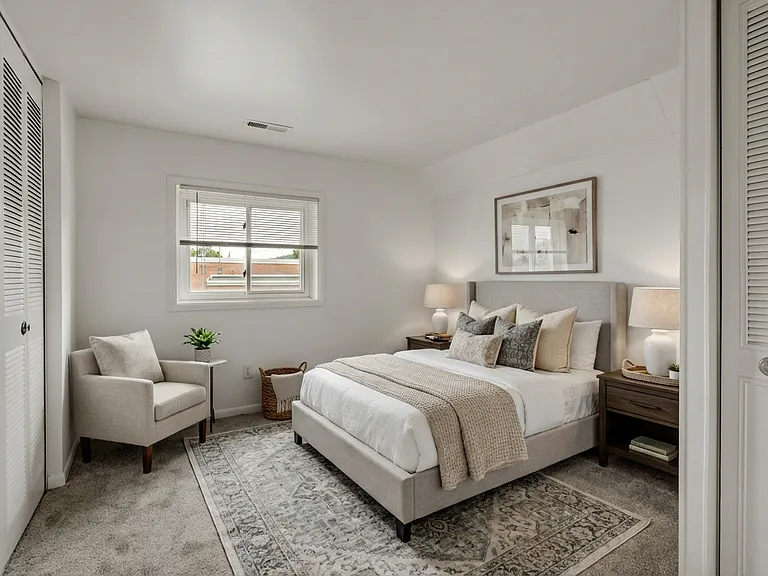 Rosedale Apartments — Photo 35