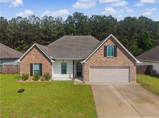15576 Grassy Ln, Covington, LA 70435