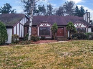 21 Mary Catherine Cir, Windsor, CT 06095