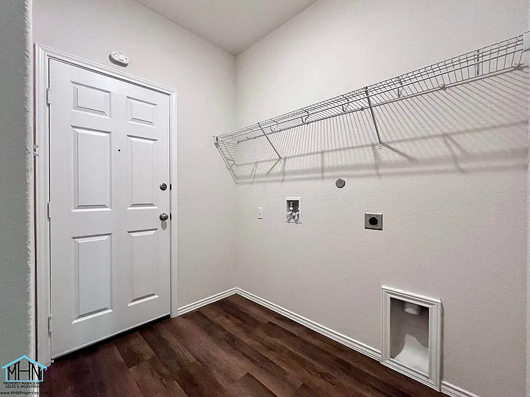4105 Paddock Trl — Photo 10