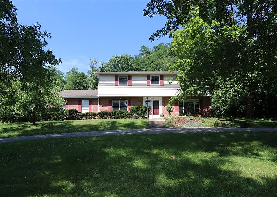 1st image of 2460 Larkfield Dr