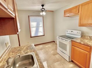 716 S 9th St #14, Clear Lake, IA 50428