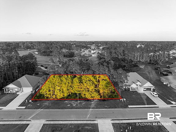 5th image of Wedgewood Dr