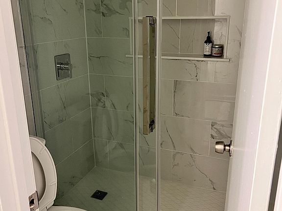4th image of 215 Summit North Dr NE #215
