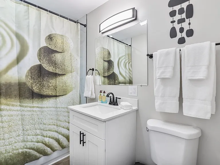 3603 Holly Ln — Photo 30