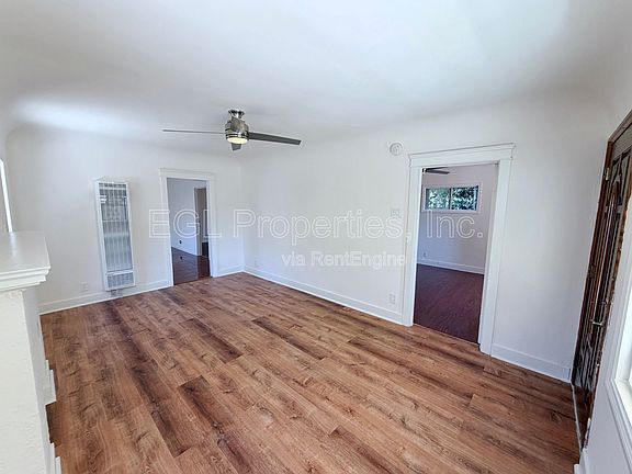 5th image of 2407 Fernleaf St