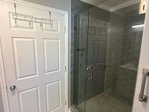 3rd image of 2116 Myrtlewood Dr