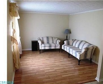 5th image of 3162 Cranston Dr