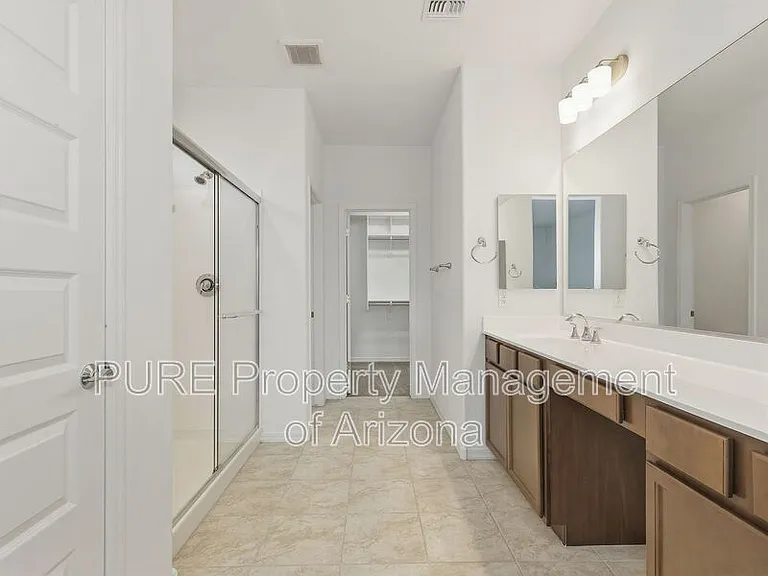 5177 N 87th Dr — Photo 18