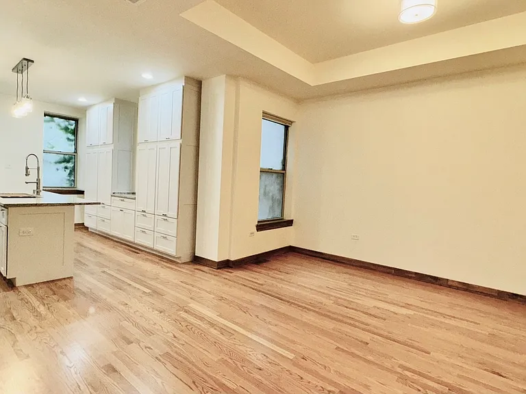 6128 S Kenwood Ave — Photo 5