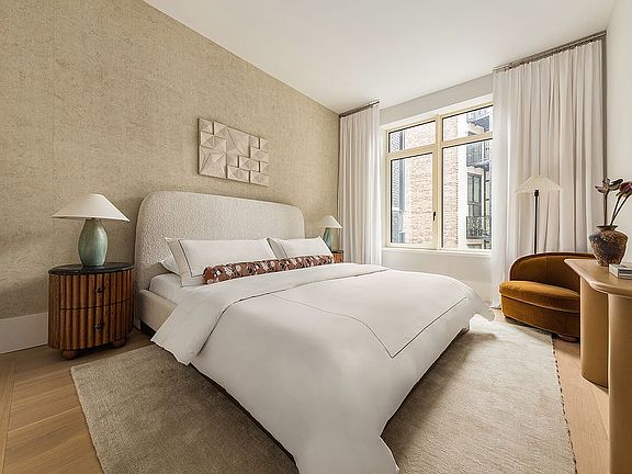 5th image of 815 Broadway #502