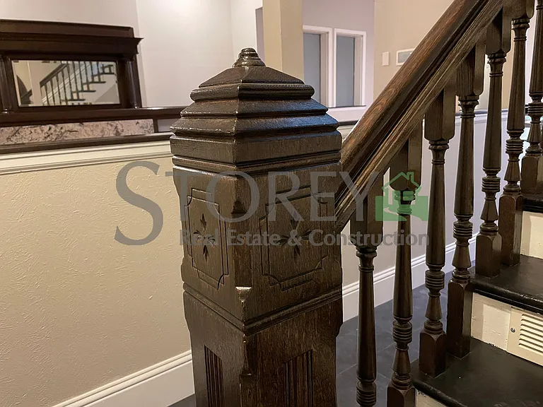Lots of original woodwork