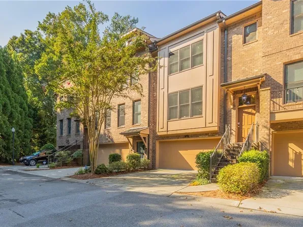 3346 Chestnut Woods Cir, Atlanta, GA 30340