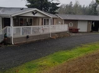 905 Nob Hill Rd, Roseburg, OR 97471