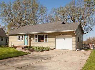 722 S 8th Ave, Winterset, IA 50273