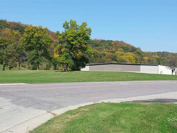 2nd image of 1400 Peebles Dr