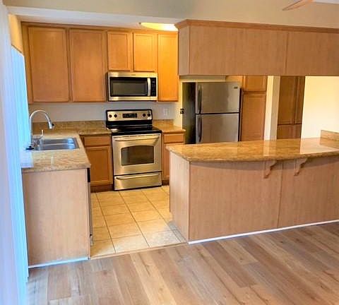 2nd image of 615 Fredricks Ave Unit 135
