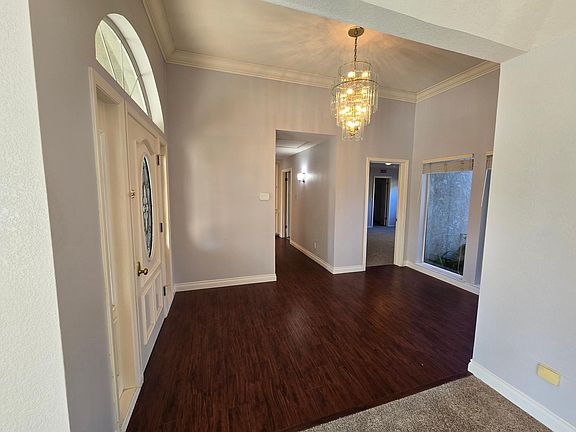 5th image of 1734 W Locust Ave