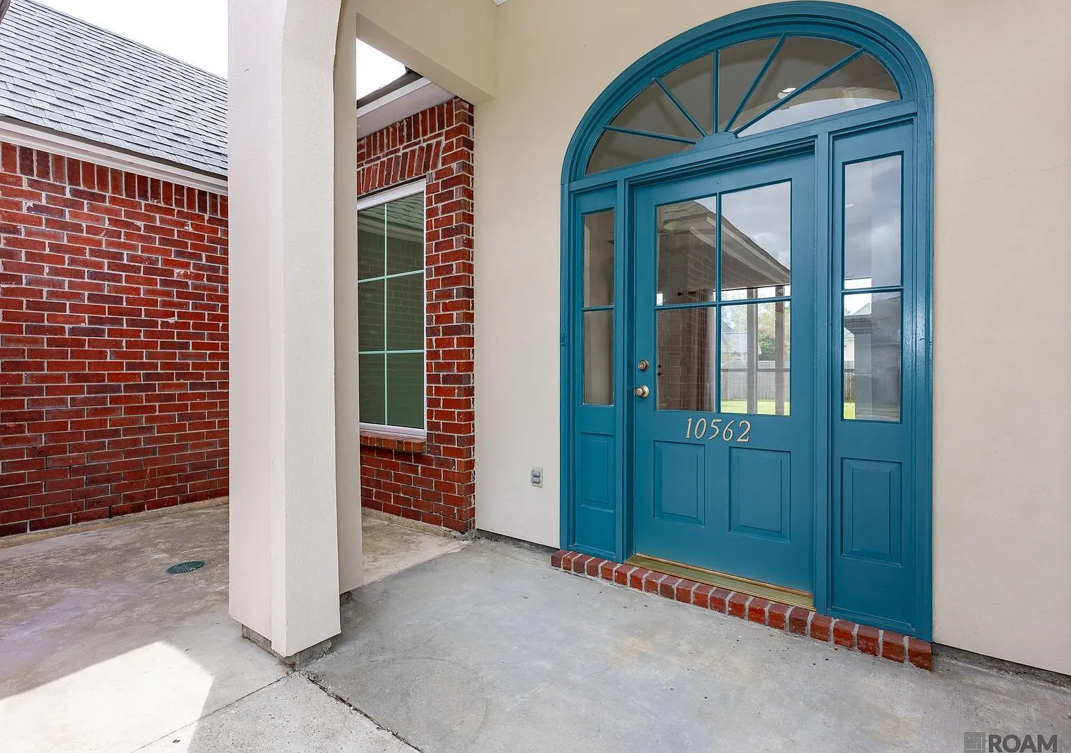 3 bed, 1676 sqft, $2,350 — Photo 3