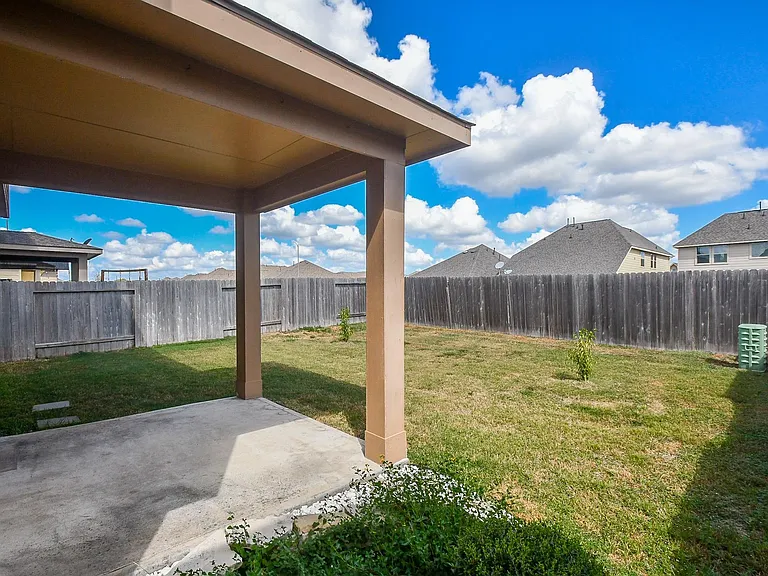 2738 Meandering Elm Trl — Photo 30