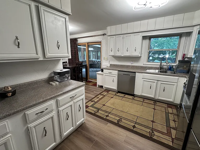 9257 N Temple Ave — Photo 35