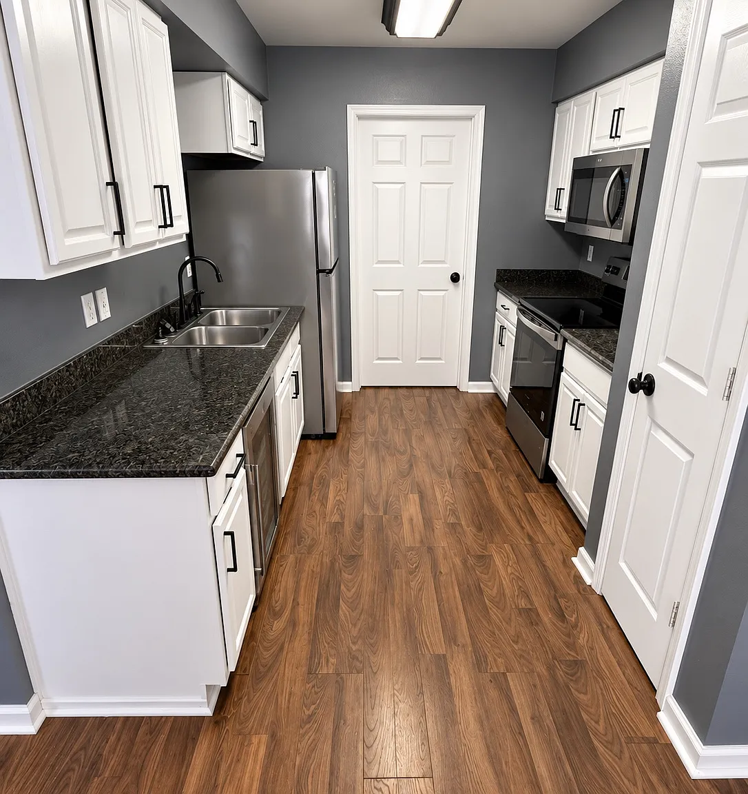 2 bed, 900 sqft, $1,450 — Photo 3