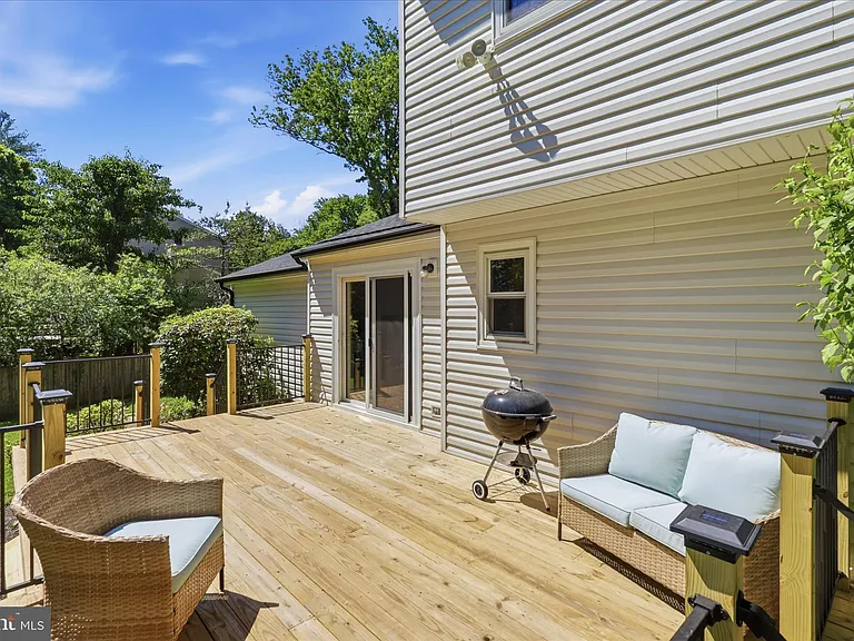 2412 Rosedown Dr — Photo 27