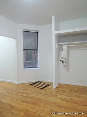 Rented by Bohemia Realty Group | media 17