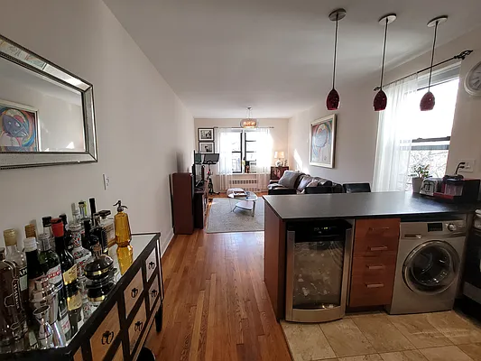 Sold by ONE Manhattan Real Estate | media 12