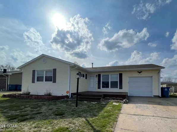 2720 Iowa Ave, Joplin, MO 64804