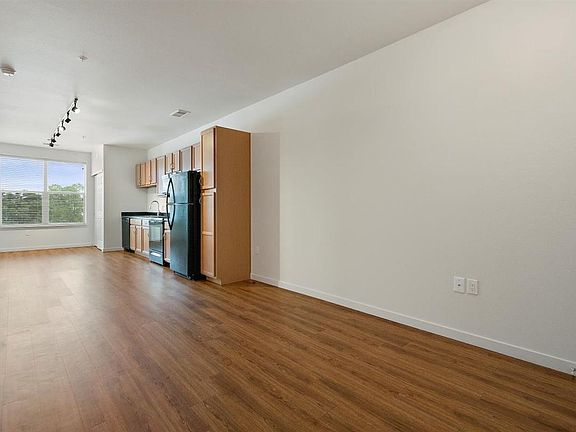 3rd image of 2091 S Galapago St #789ad8312